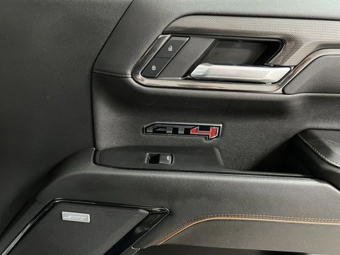 Used 2024 GMC Sierra 1500 AT4 image 61