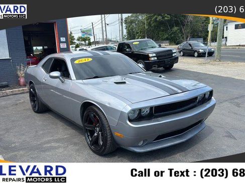 Used 2011 Dodge Challenger R/T w/ Electronics Convenience Group image 1