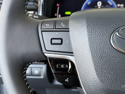 Certified 2026 Toyota Camry SE FWD image 25