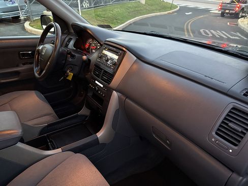 Used 2008 Honda Pilot EX image 32