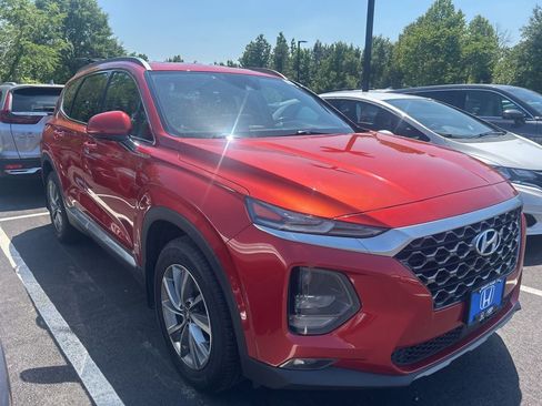Used 2020 Hyundai Santa Fe SEL w/ Convenience Package FWD image 3