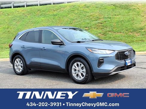 Used 2024 Ford Escape Active FWD image 1
