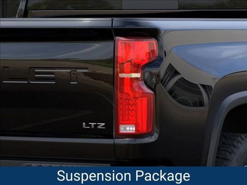 New 2026 Chevrolet Silverado 2500 LTZ w/ LTZ Premium Package AWD/4WD image 12