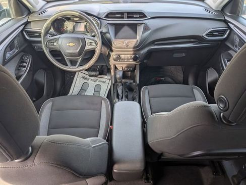 Used 2021 Chevrolet TrailBlazer LT image 28