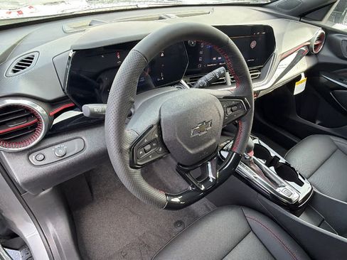 New 2026 Chevrolet Trax RS image 10