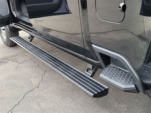 Certified 2025 GMC Sierra 3500 Denali Ultimate image 36