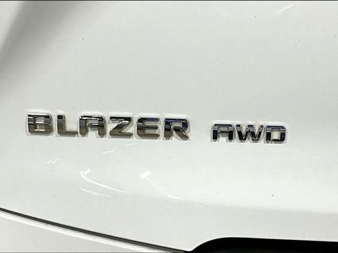Certified 2023 Chevrolet Blazer LT AWD/4WD image 18