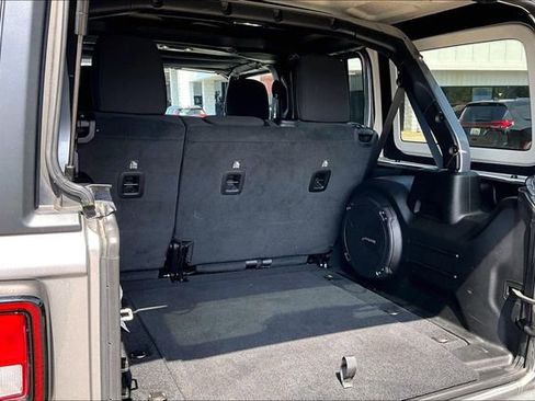 Used 2020 Jeep Wrangler Unlimited Sport S AWD/4WD image 29