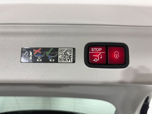 Used 2024 Mercedes-Benz EQE AMG 4MATIC SUV image 37