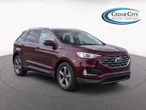 Used 2019 Ford Edge SEL w/ Equipment Group 201A FWD image 2
