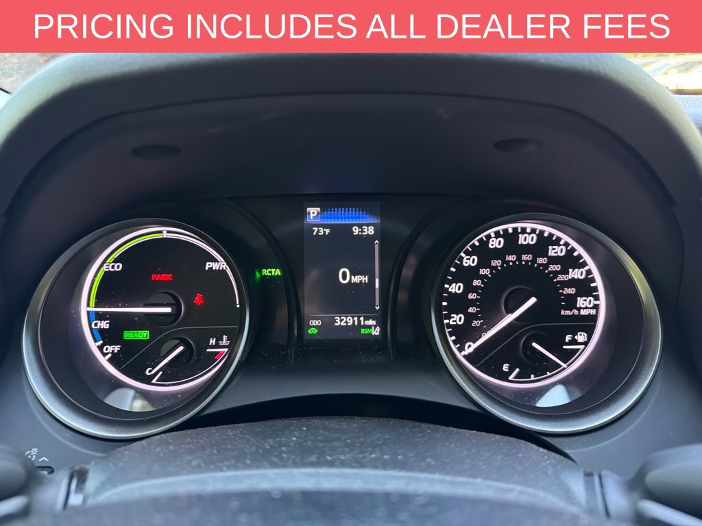 Used 2023 Toyota Camry SE w/ Audio Upgrade Package FWD image 15