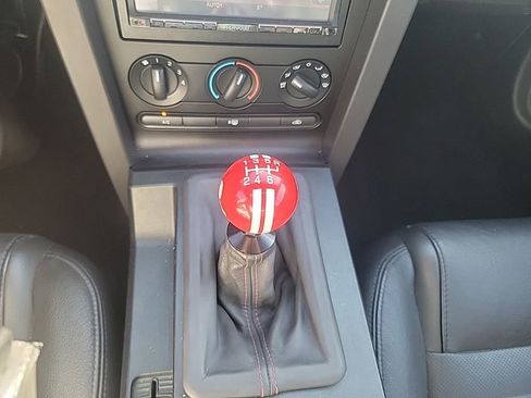 Used 2008 Ford Mustang Shelby GT500 RWD image 12