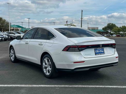 New 2026 Honda Accord LX image 8