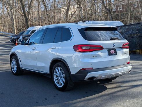 Used 2019 BMW X5 xDrive40i w/ Convenience Package image 9