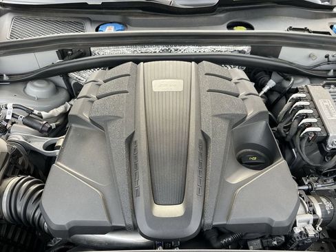 Used 2023 Porsche Macan GTS image 24