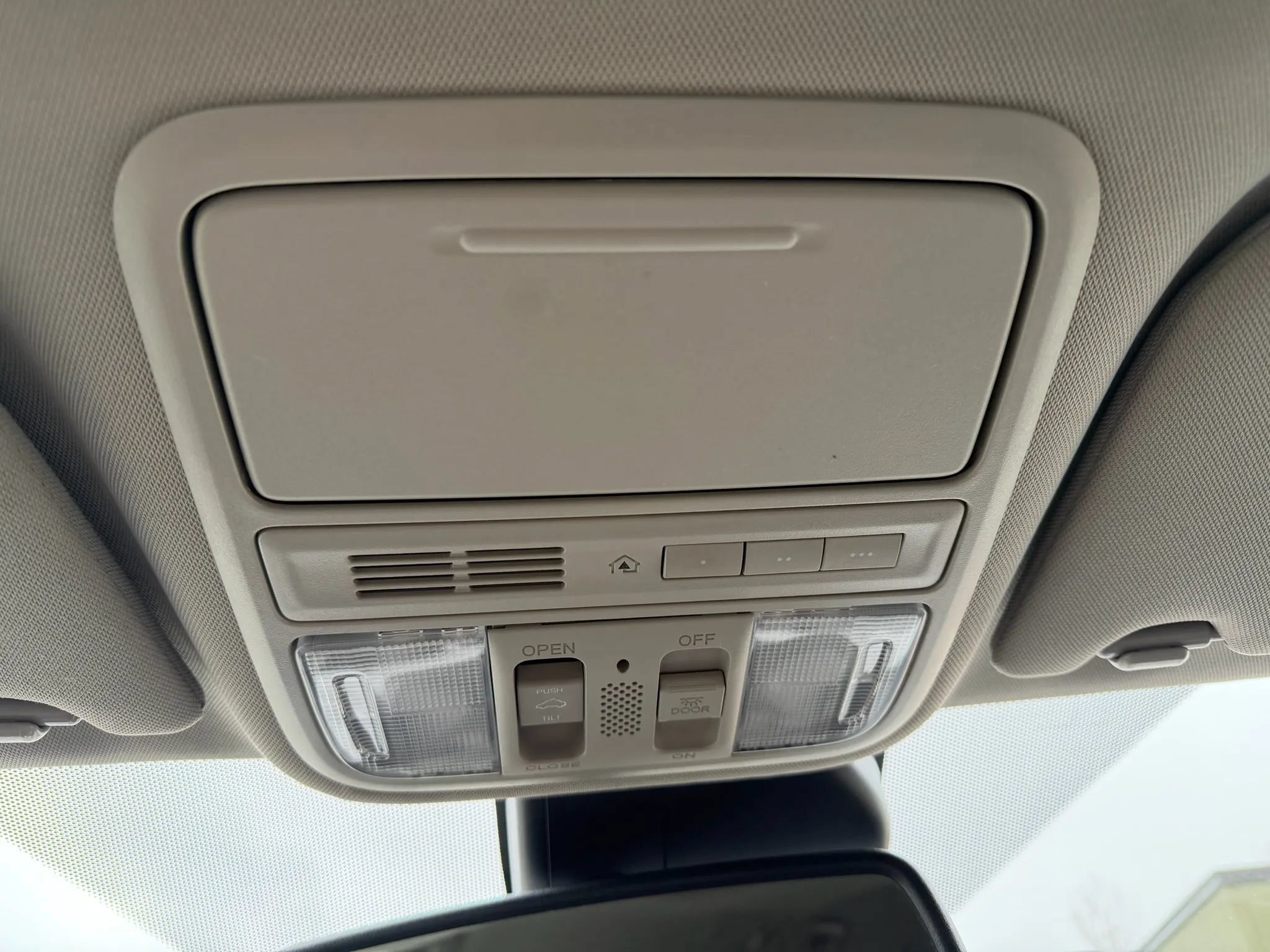 Used 2016 Honda Odyssey EX-L image 25