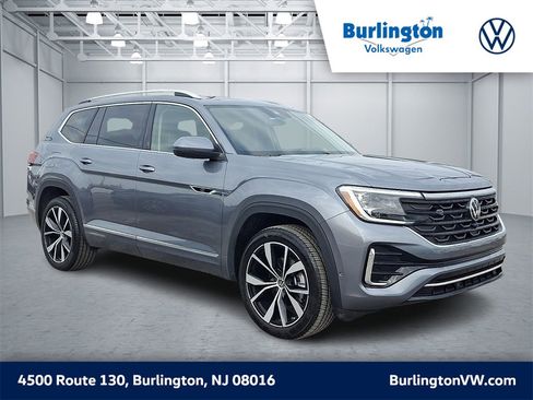 Certified 2025 Volkswagen Atlas SEL Premium R-Line image 1