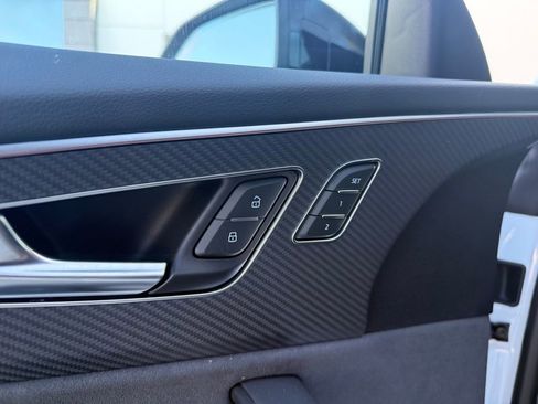 New 2026 Audi SQ8 Premium Plus image 21