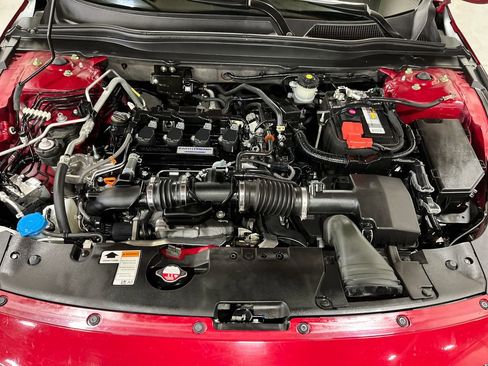 Used 2018 Honda Accord Sport image 30