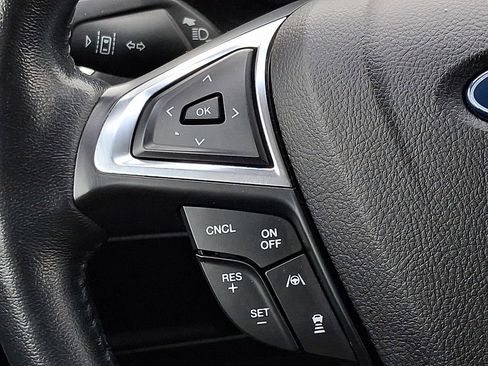 Used 2020 Ford Edge SEL w/ Convenience Package image 25