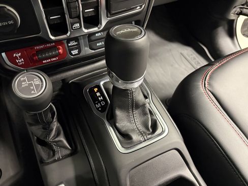 Used 2025 Jeep Gladiator Rubicon image 22