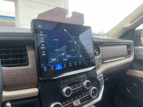 Used 2023 Ford Expedition Max Limited image 62