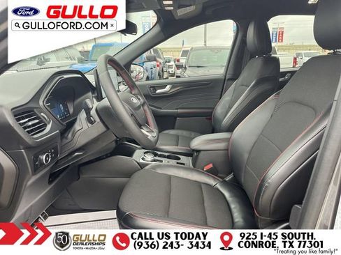 Certified 2023 Ford Escape ST-Line Select AWD/4WD image 28