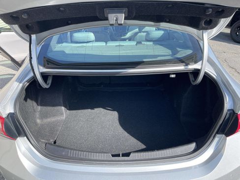 Used 2021 Chevrolet Malibu LT image 21