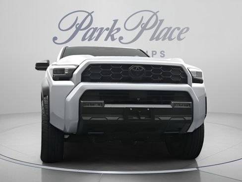 Used 2025 Toyota 4Runner TRD Off-Road Premium w/ Tow Technology Package AWD/4WD image 28