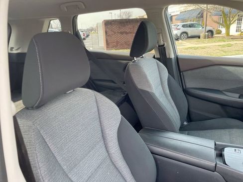 Used 2021 Nissan Rogue S image 17