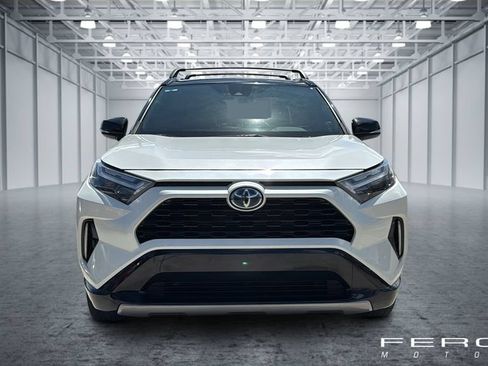 Used 2022 Toyota RAV4 XSE AWD/4WD image 8