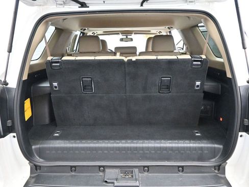 Used 2019 Toyota 4Runner Limited AWD/4WD image 10