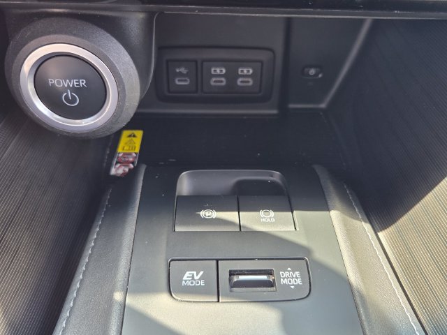 Used 2023 Toyota Venza Nightshade AWD/4WD image 24