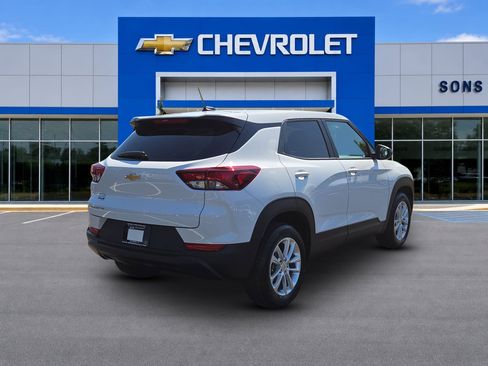 New 2026 Chevrolet TrailBlazer LS w/ LS Convenience Package FWD image 5