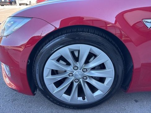 Used 2017 Tesla Model S 75D image 4