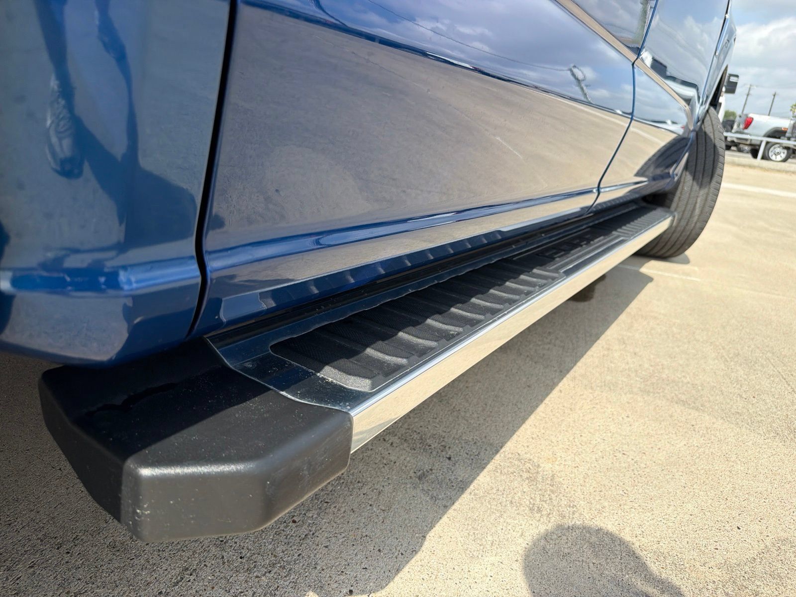 Used 2024 Ford F150 XLT w/ Bed Utility Package RWD image 8