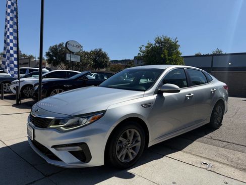 Used 2020 Kia Optima LX FWD image 6