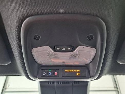 Used 2025 Chevrolet Colorado W/T w/ WT Custom Package AWD/4WD image 18
