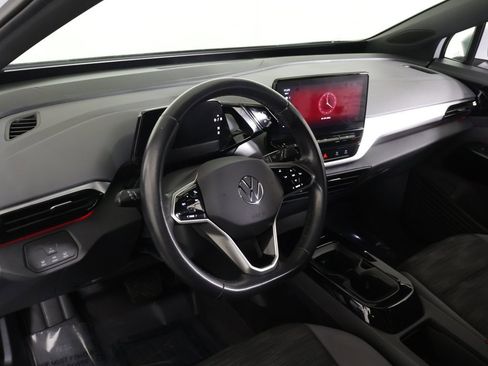 Used 2021 Volkswagen ID.4 Pro image 26