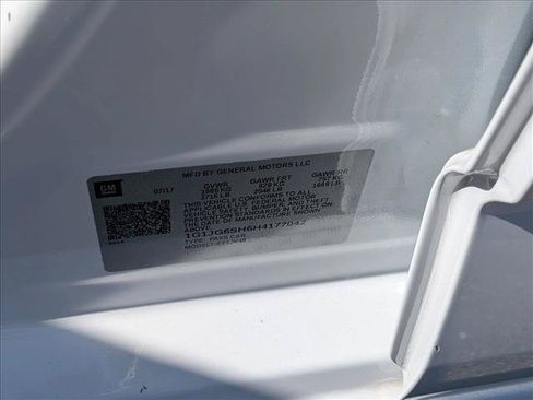 Used 2017 Chevrolet Sonic LT FWD image 24