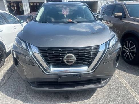 Used 2021 Nissan Rogue S FWD image 3