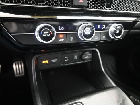 Used 2025 Honda Civic Sport image 17