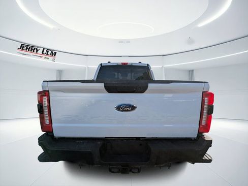 Used 2024 Ford F350 XL w/ 360-Degree Camera Package image 4