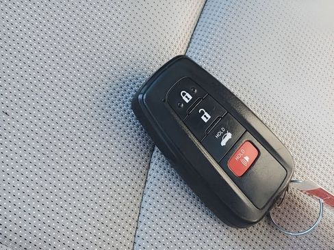 Used 2021 Toyota Corolla LE w/ LE Premium Package image 37