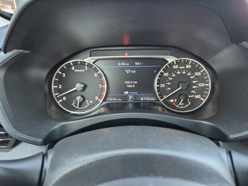 Used 2024 Nissan Altima 2.5 SV FWD image 21