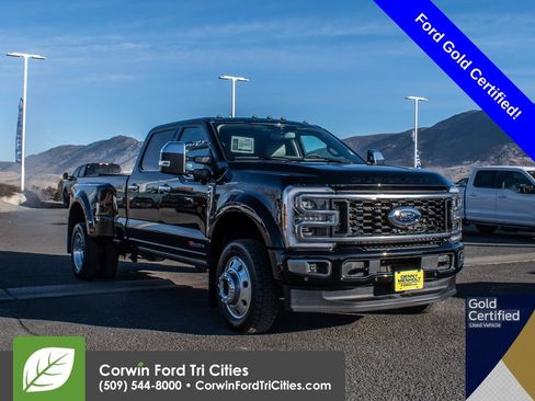 Used 2025 Ford F450 Platinum w/ Platinum Plus Package image 1