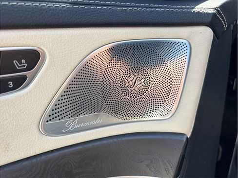 Used 2020 Mercedes-Benz S 560 Sedan image 25