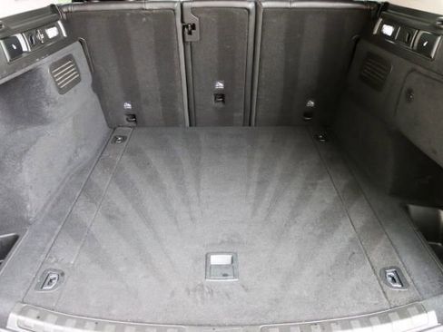 Used 2019 Alfa Romeo Stelvio image 19