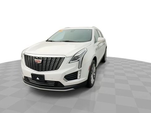 Certified 2024 Cadillac XT5 Premium Luxury AWD/4WD image 4