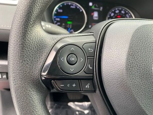 Certified 2022 Toyota RAV4 LE image 19